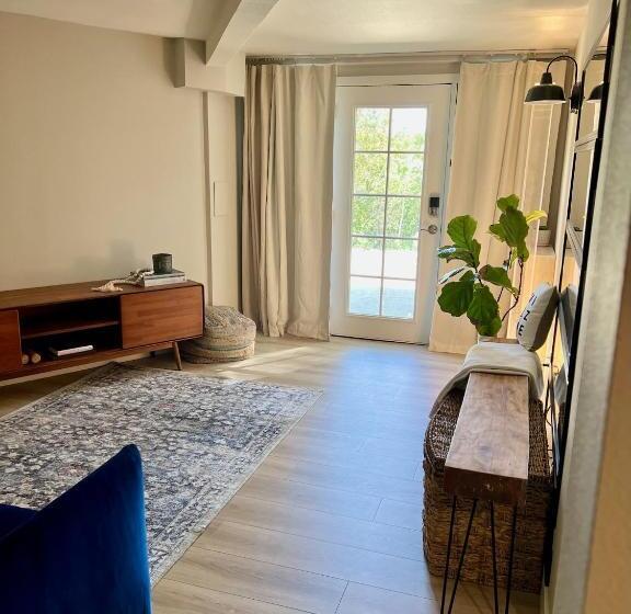 Пансион New Modern Apt W/pool & Hot Tub In Nature