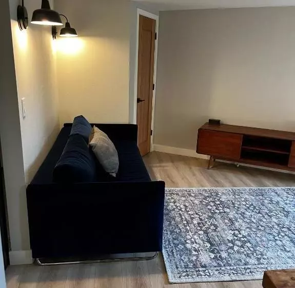 Majatalo New Modern Apt W/pool & Hot Tub In Nature