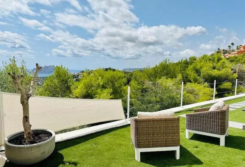 ベッドアンドブレックファースト Cassiopé Mer & Montagne Moonlight Spa Wellness