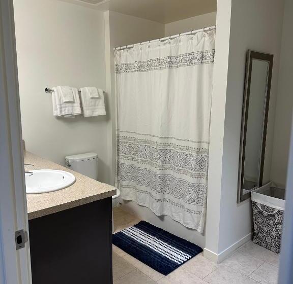 호텔 Violetsuitespdx