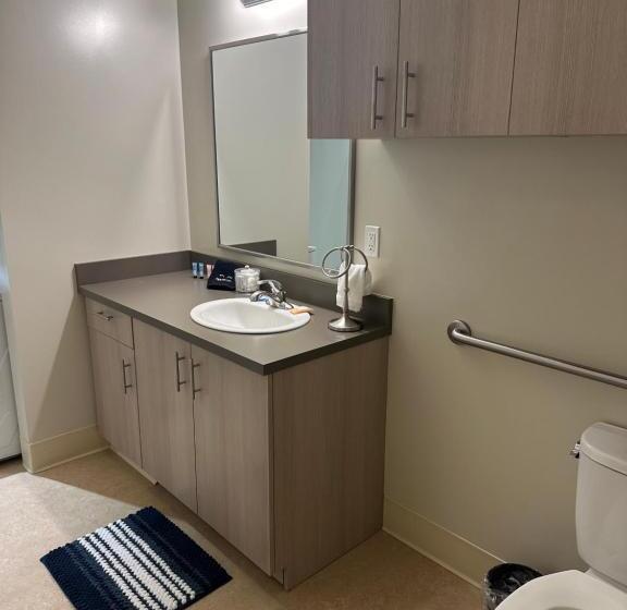 호텔 Violetsuitespdx