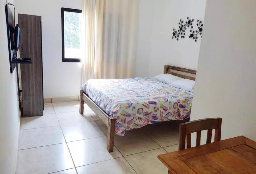 Hostel Dela