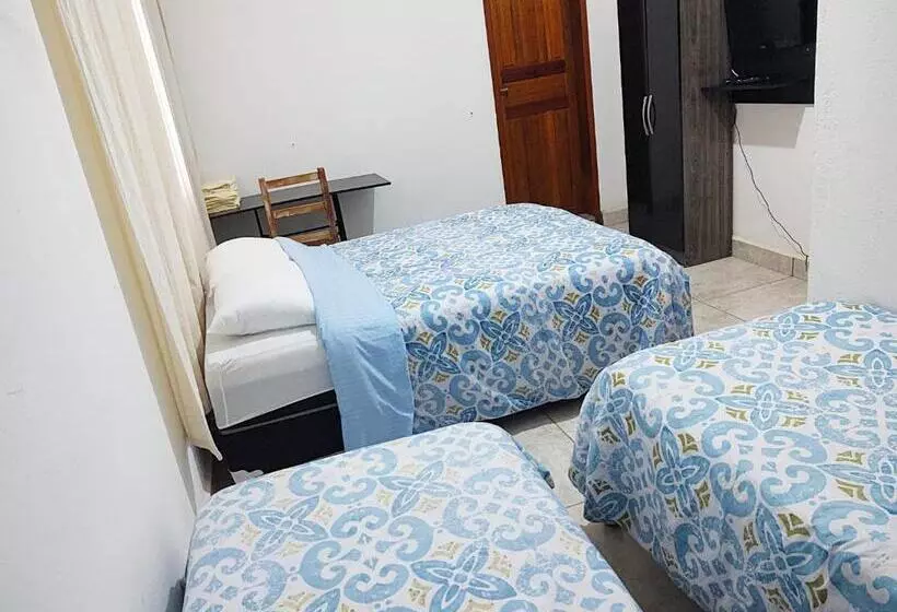 Hostel Dela