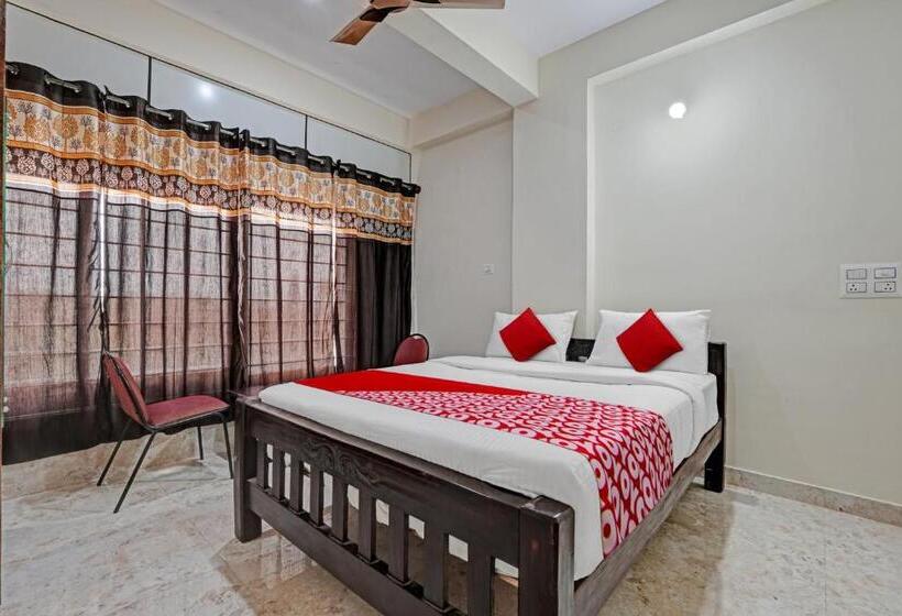 酒店 Oyo Flagship Sri Chowdeshwari Boarding And Lodging