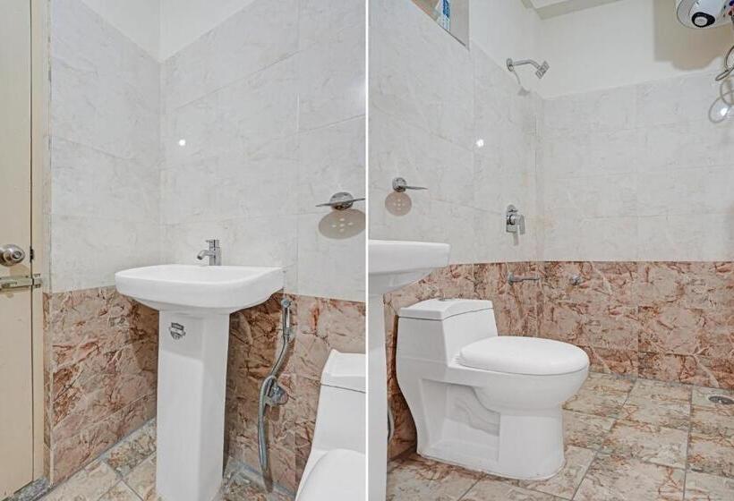 酒店 Oyo Flagship Sri Chowdeshwari Boarding And Lodging