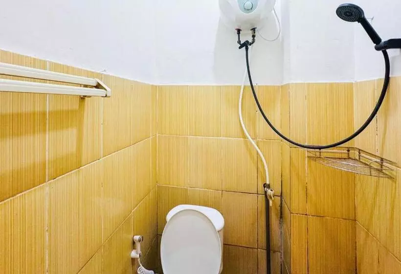 Hotelli Penginapan Dison Redpartner