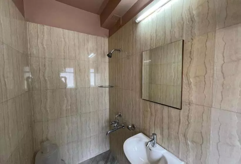 پانسیون Arihant Guest House