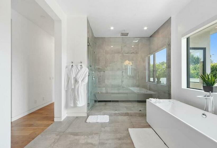 Bed and Breakfast West Hollywood Modern Luxury 5 Br Villa Sleeps 10