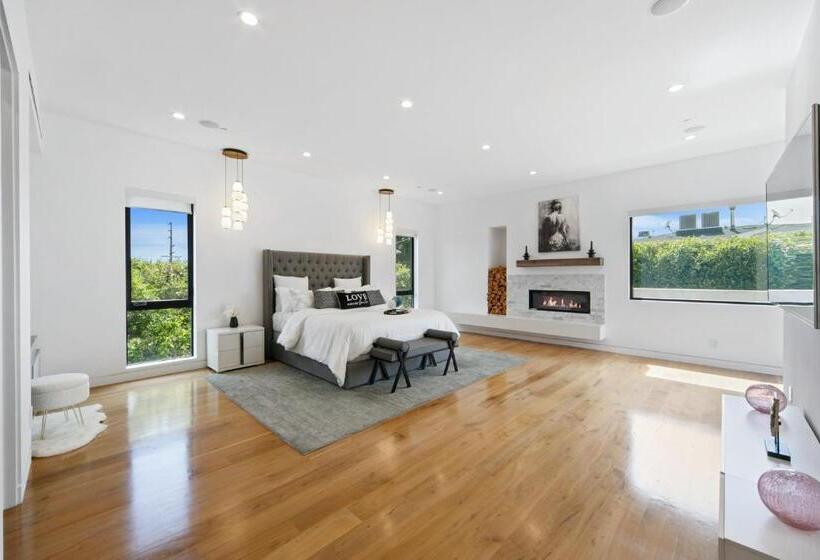 Bed and Breakfast West Hollywood Modern Luxury 5 Br Villa Sleeps 10