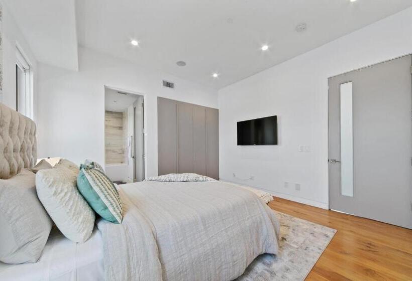 Bed and Breakfast West Hollywood Modern Luxury 5 Br Villa Sleeps 10