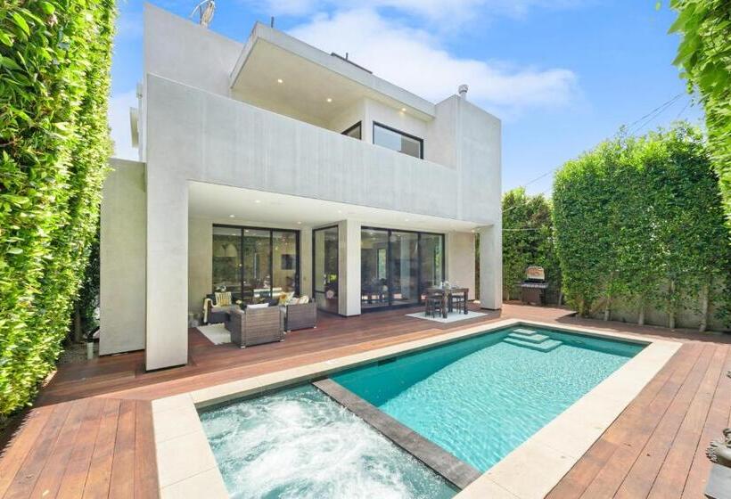 Bed and Breakfast West Hollywood Modern Luxury 5 Br Villa Sleeps 10