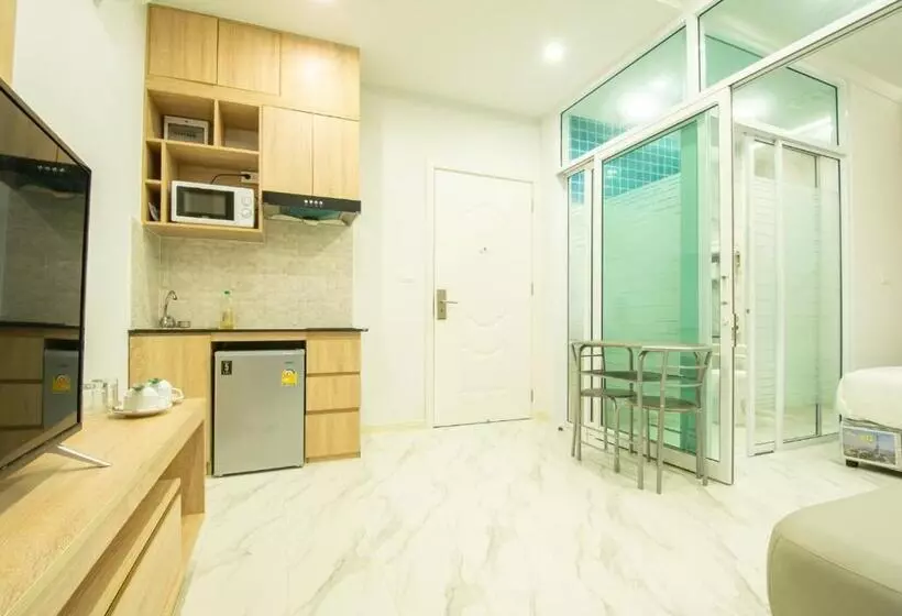 Hotelli D Eco Pattaya