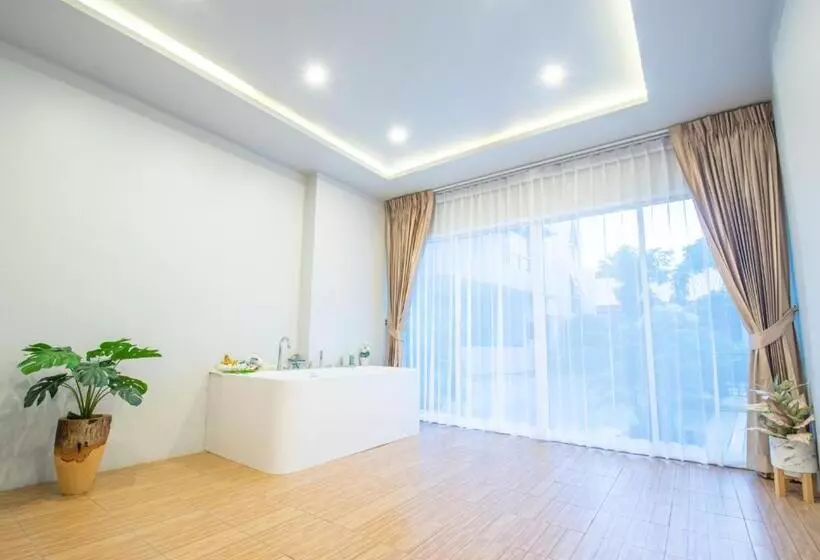 Hotelli D Eco Pattaya