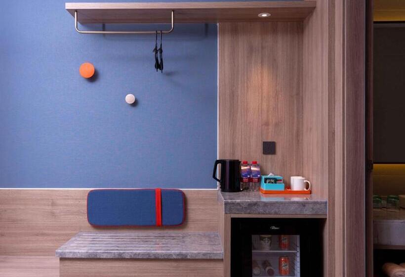 Отель Holiday Inn Express Suzhou Shihu University Town