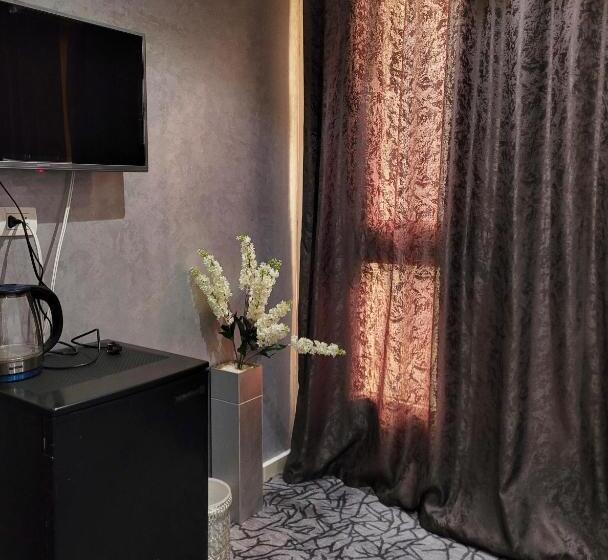 هتل Jasmine Inn Deluxe