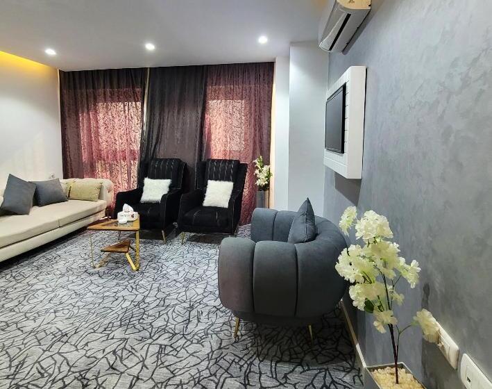 هتل Jasmine Inn Deluxe