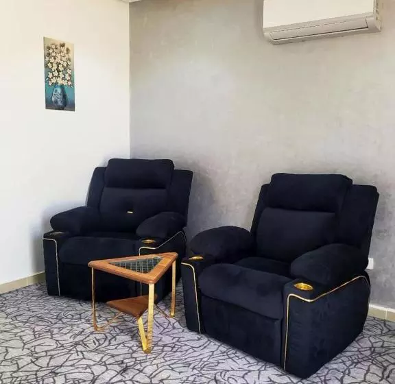 هتل Jasmine Inn Deluxe