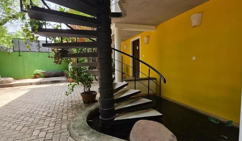 هتل Megam Guest House