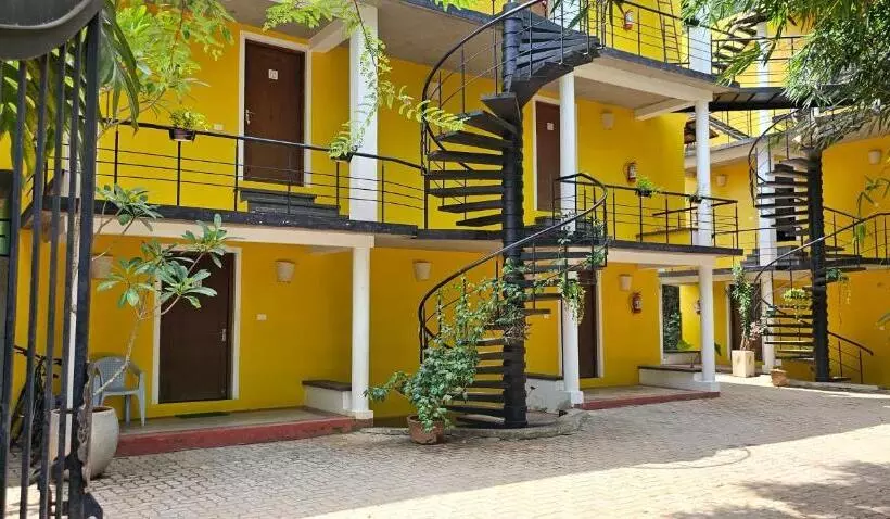 هتل Megam Guest House