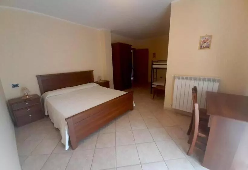 ホテル Residenza Rurale L Antico Castagneto