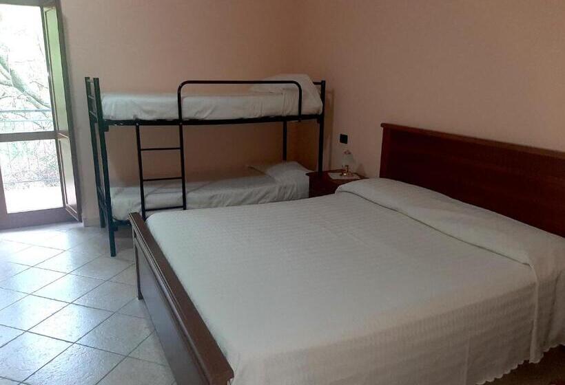 호텔 Residenza Rurale L Antico Castagneto