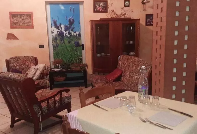 ホテル Residenza Rurale L Antico Castagneto