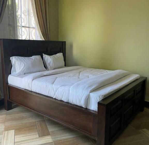 בית מלון כפרי Skill Forest Lodge