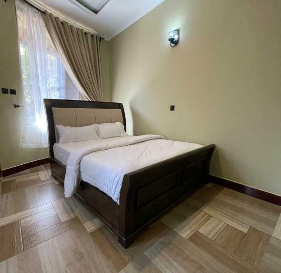 בית מלון כפרי Skill Forest Lodge