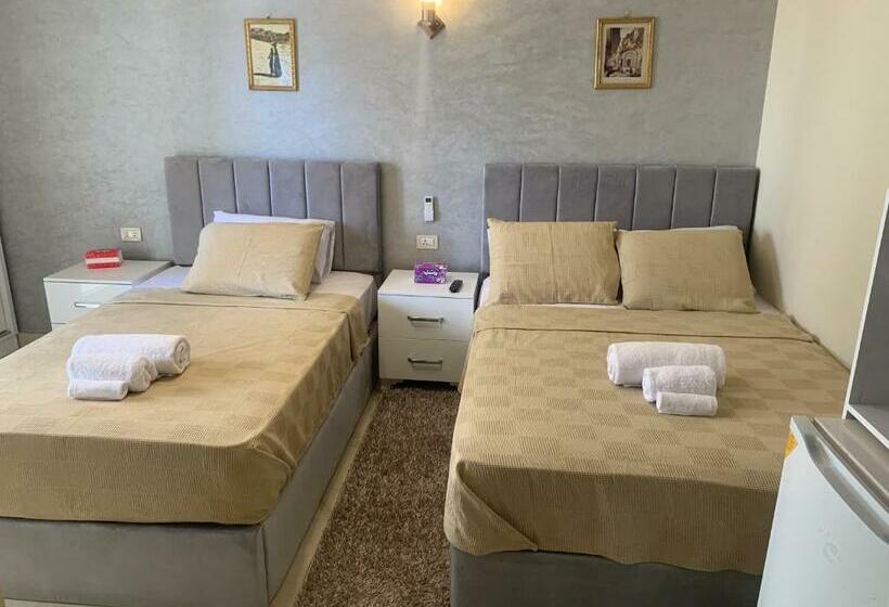 هاستل The Gem View Boutique