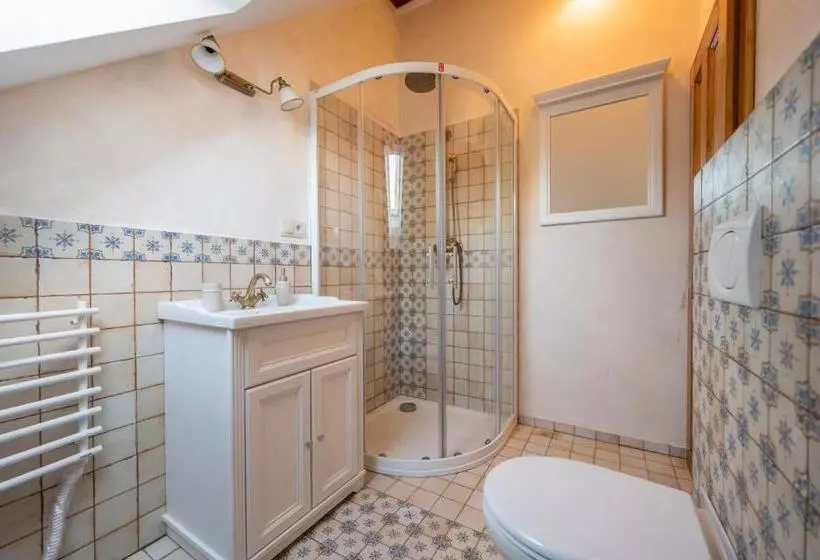 ユースホステル Zámeček   Chateau Lány   Depandance Stroodel