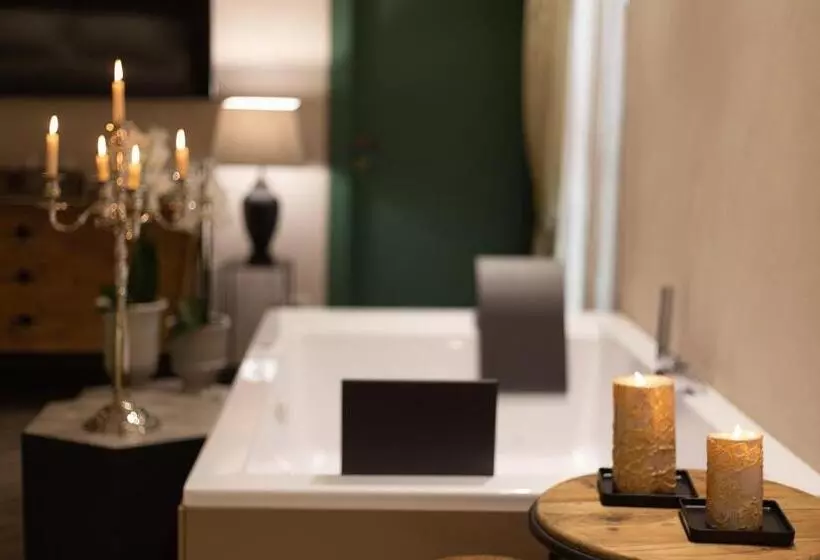 Aamiaismajoitus (B&B) Corte Rossetti Relax Assoluto E Luxury Urban Spa