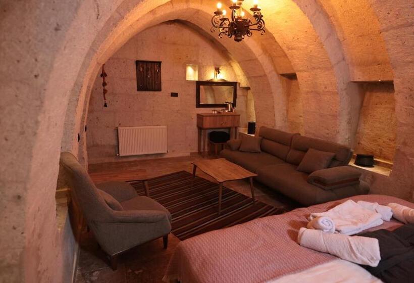 تختخواب و صبحانه Stone Owl Otel & Restaurant