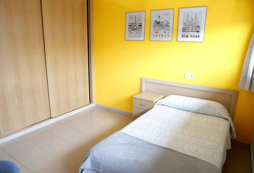 هتل Micampus Lugo Student Residence