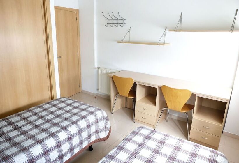 هتل Micampus Lugo Student Residence