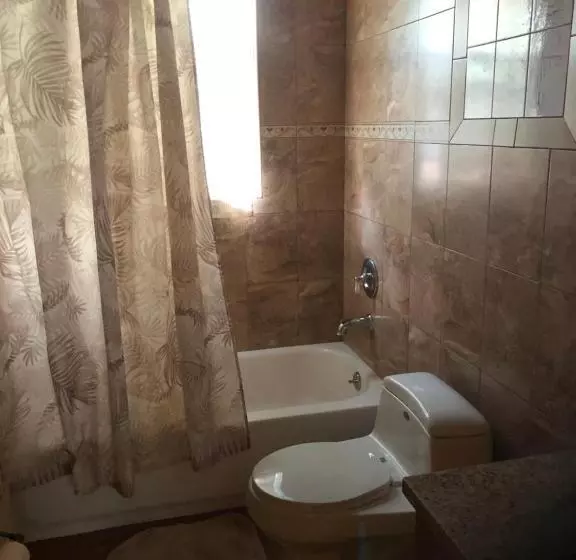 پانسیون Room To Stay In