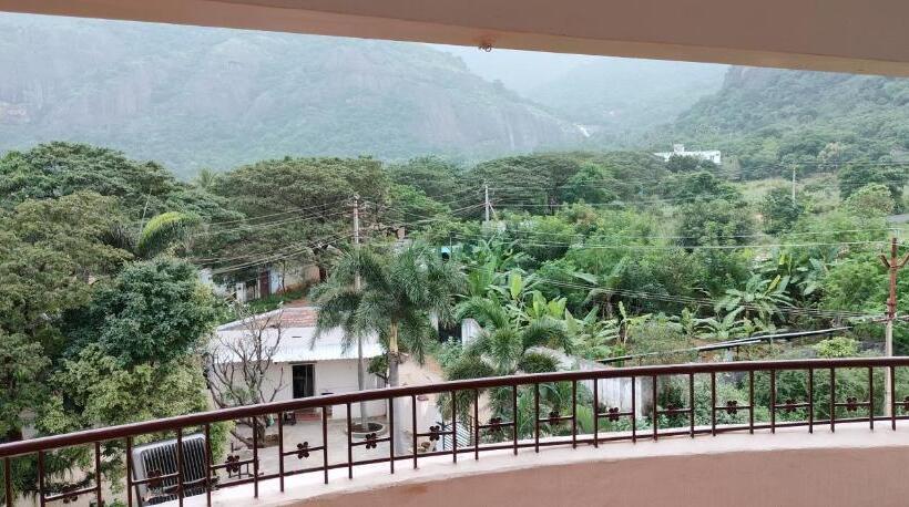 Raja Palace Resort & Mini