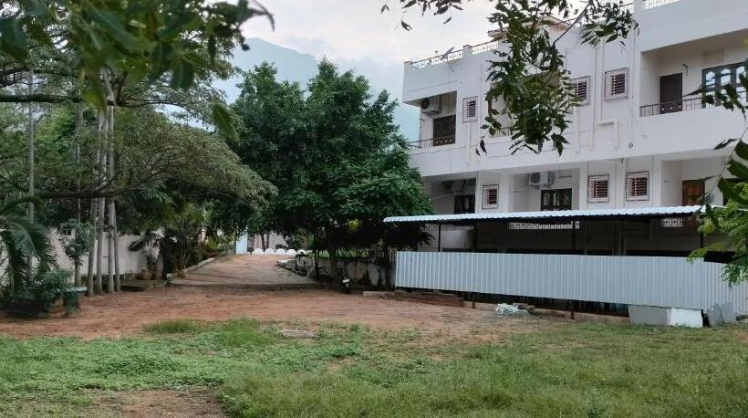 Raja Palace Resort & Mini