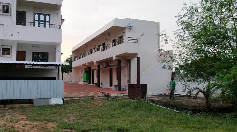 Raja Palace Resort & Mini