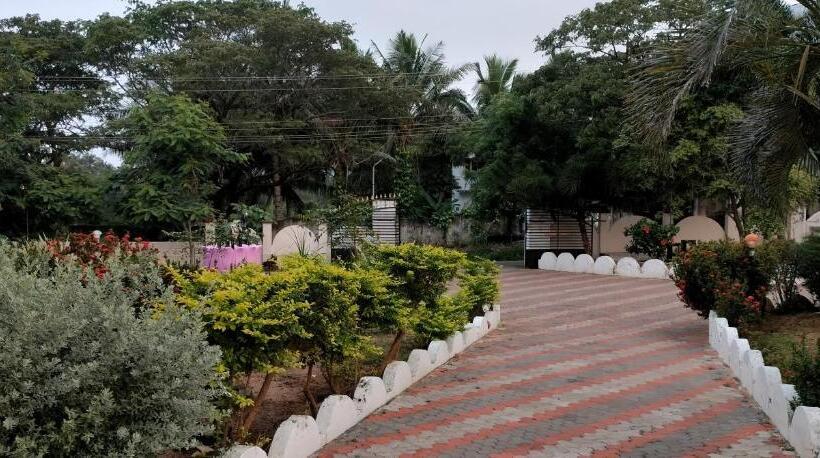 Raja Palace Resort & Mini