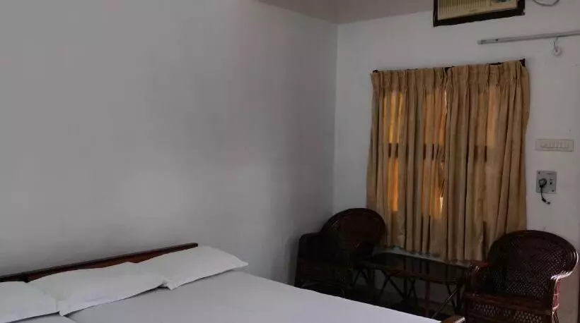 Raja Palace Resort & Mini