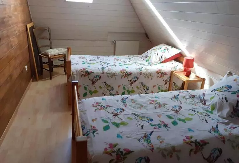 Aamiaismajoitus (B&B) Chambres D Hôtes Coeur De Bastié Et Ranch Du Lévézou