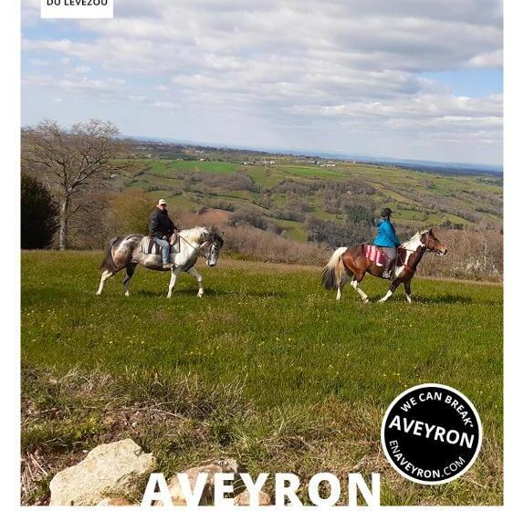 ベッドアンドブレックファースト Chambres D Hôtes Coeur De Bastié Et Ranch Du Lévézou