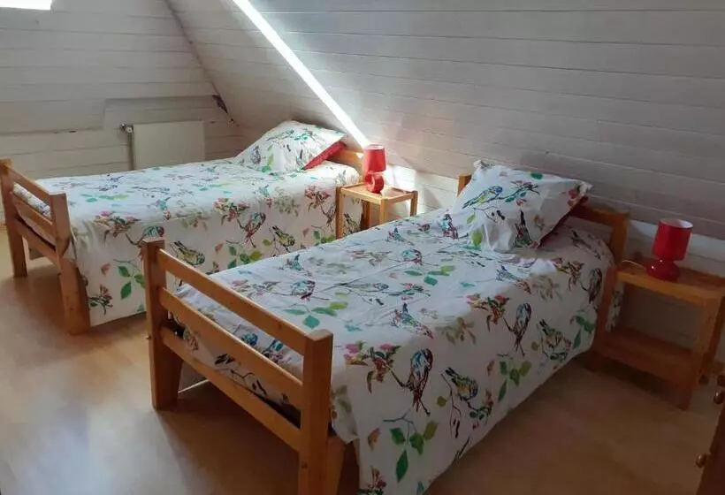 Aamiaismajoitus (B&B) Chambres D Hôtes Coeur De Bastié Et Ranch Du Lévézou