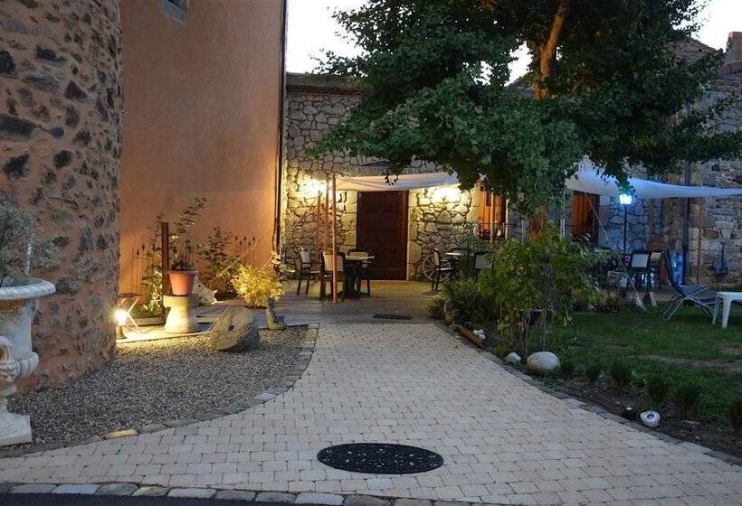 민박 Chateau Des Aiguilles