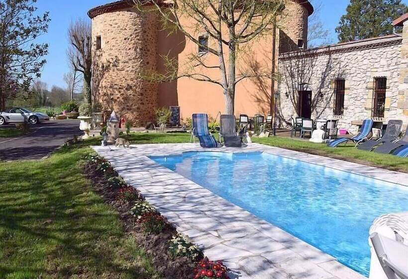 민박 Chateau Des Aiguilles