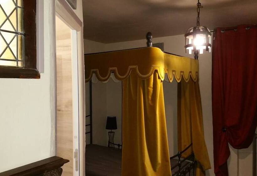 민박 Chateau Des Aiguilles