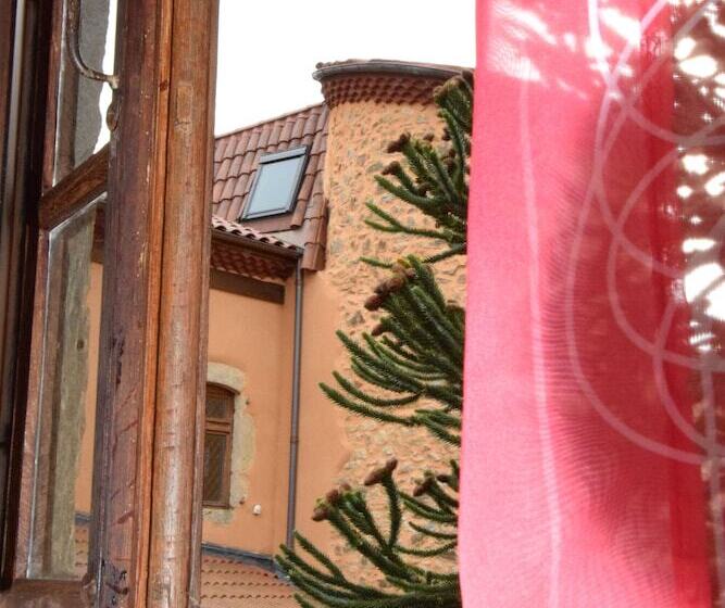 민박 Chateau Des Aiguilles