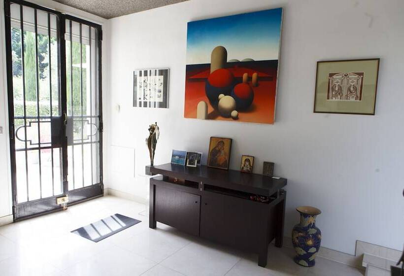 مبيت وإفطار Villa Castoria