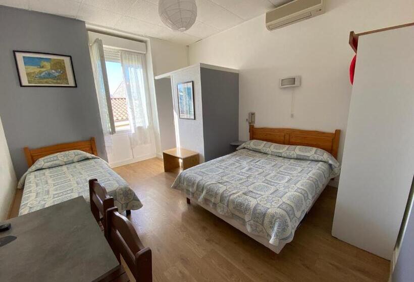 هتل Hôtel Belle Vue D'angleterre