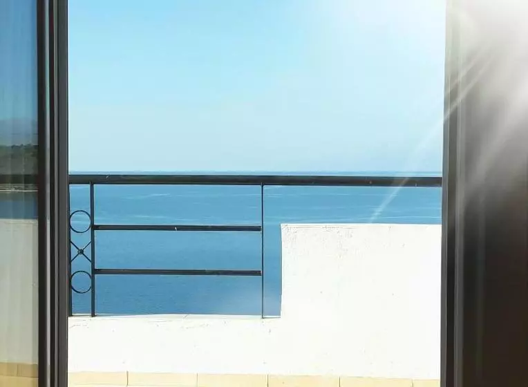 هتل Vila Bello